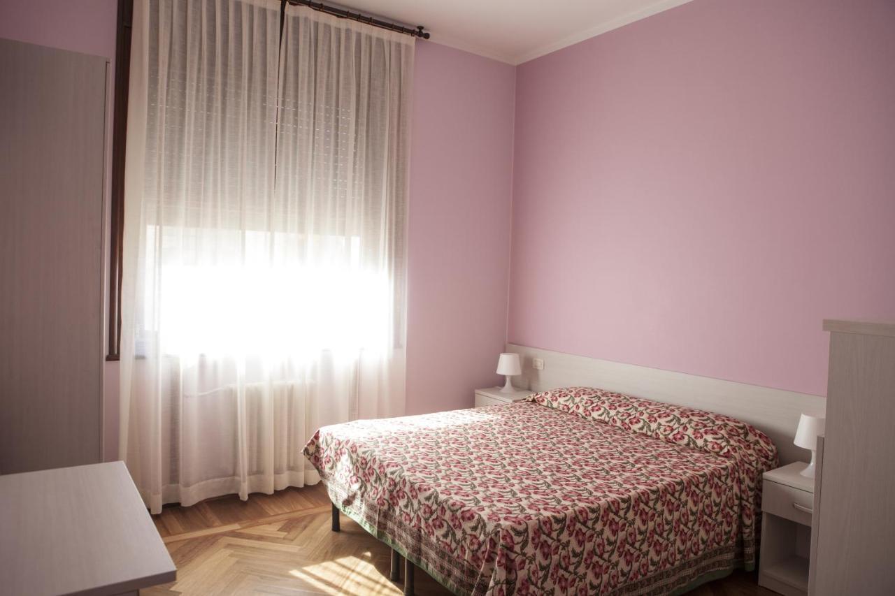 Italy Inn Генуа Екстериор снимка